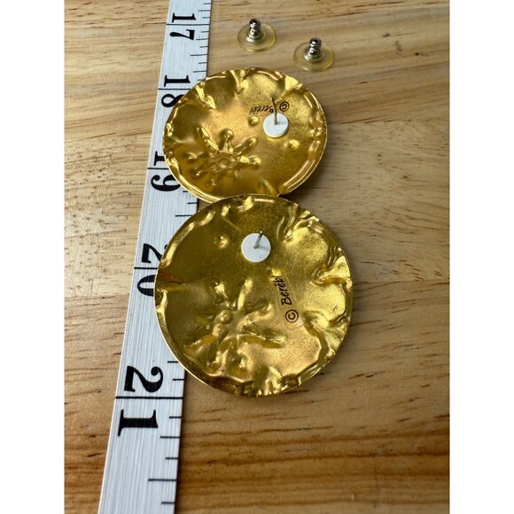 Berebi Black & Gold Circular Enamel Pierced Earrings With Abstract Design - Picture 4 of 10